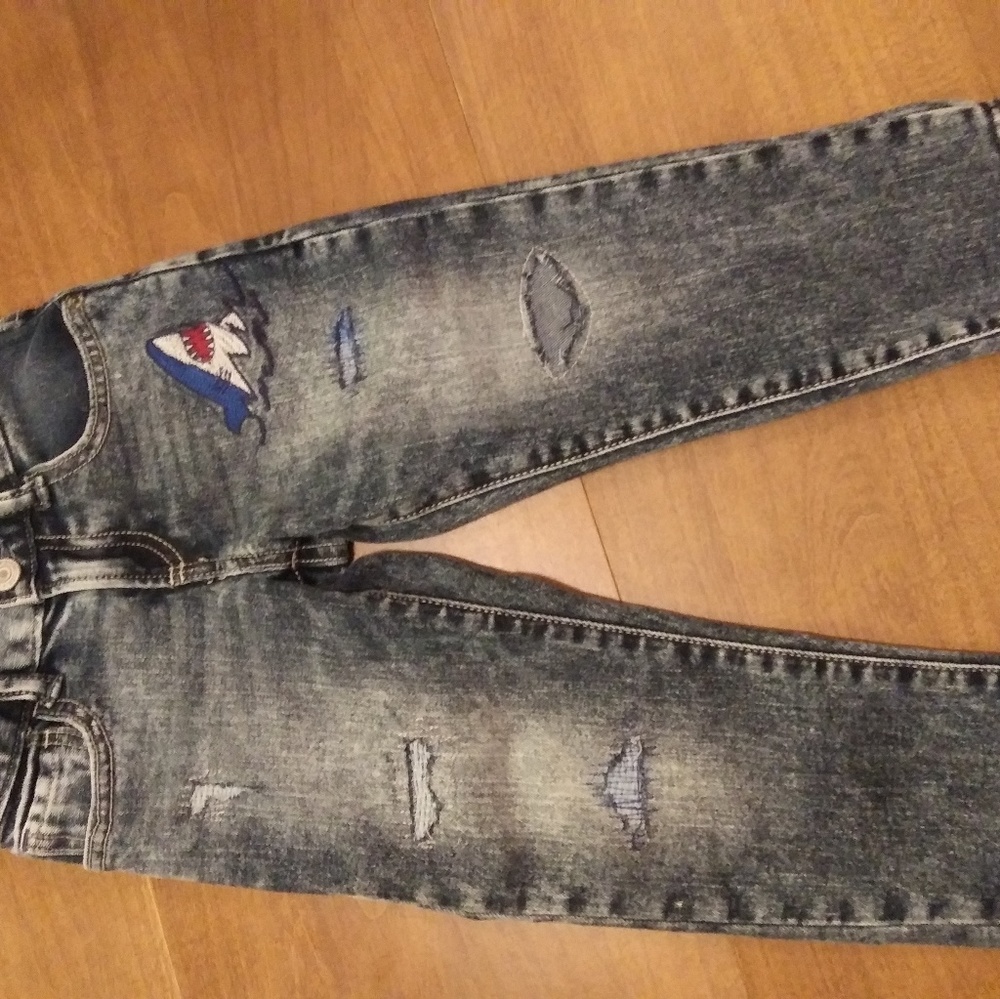 Shark jeans